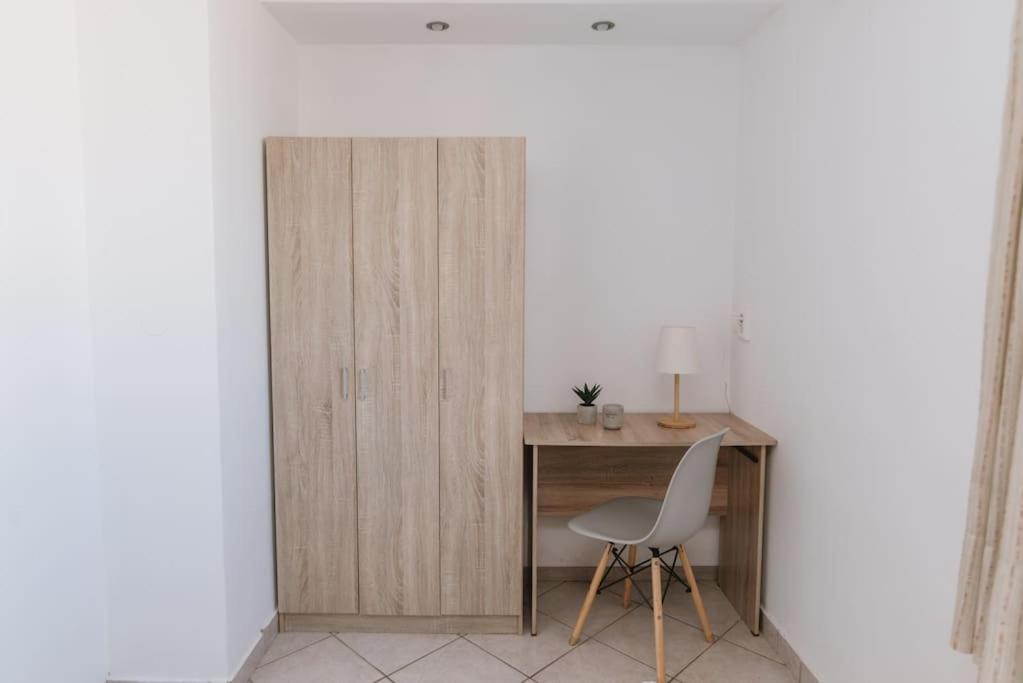 Sunny Apartment For Couples & Friends In Centre Iráclio Exterior foto