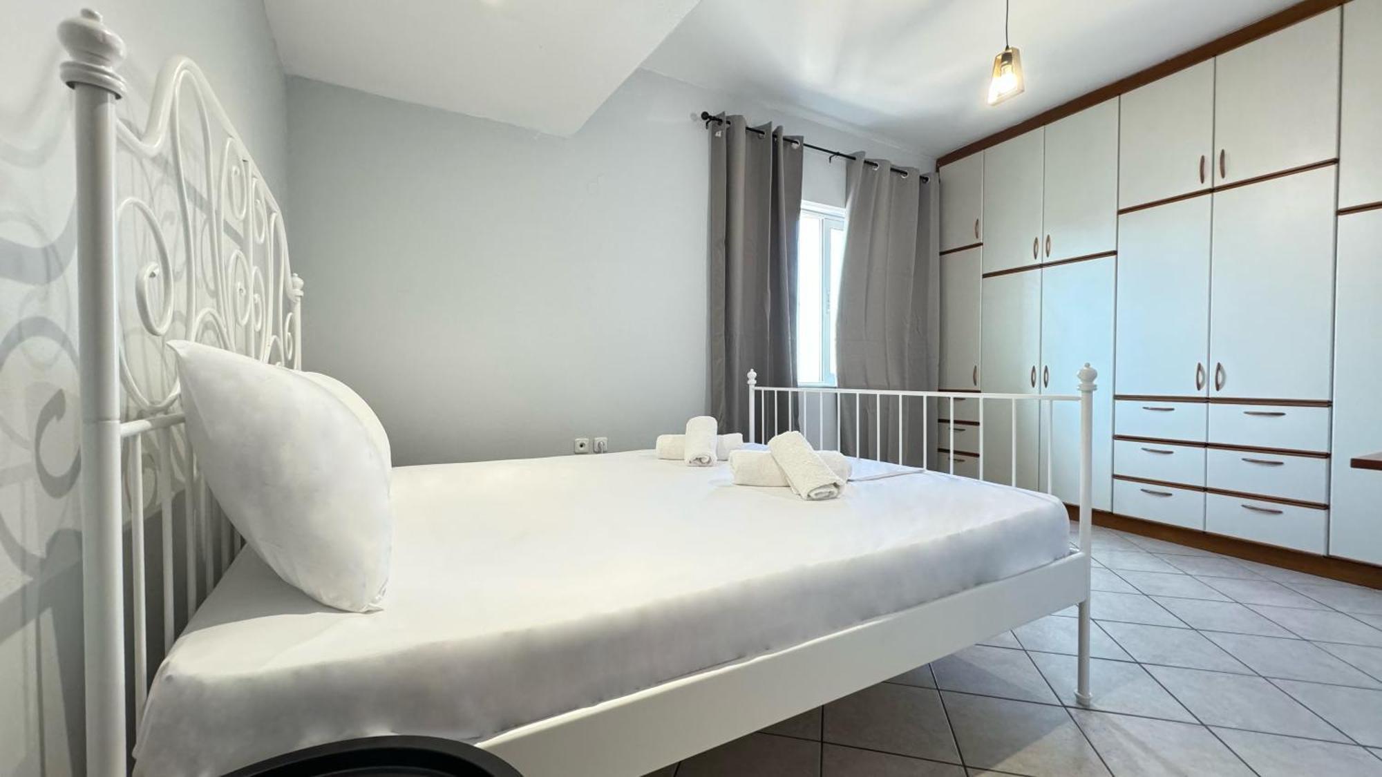 Sunny Apartment For Couples & Friends In Centre Iráclio Exterior foto
